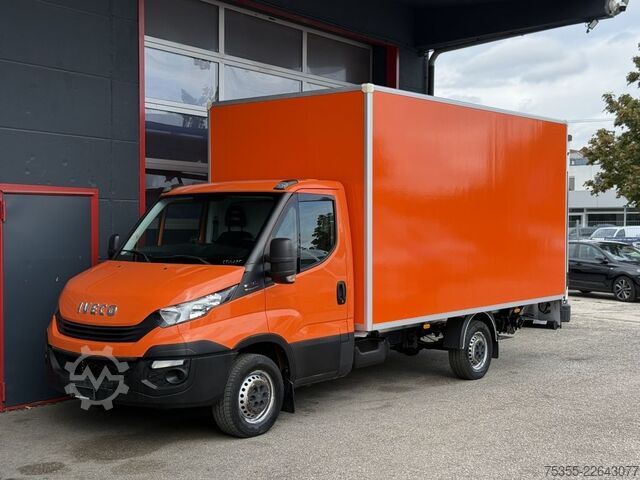 Transporter mit Koffer IVECO Daily 35S14A Hi-Matic Klima 4,35m Kamera LBW