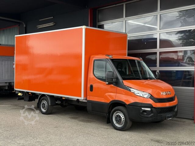 Transporter mit Koffer IVECO Daily 35S14A Hi-Matic Klima 4,35m Kamera LBW