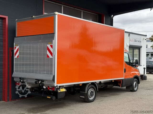 Transporter mit Koffer IVECO Daily 35S14A Hi-Matic Klima 4,35m Kamera LBW