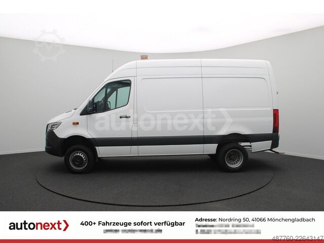 Kastenwagen hoch MERCEDES-BENZ Sprinter 516 *4x4* WERKSTATT+230V+AHK+LED (0815)