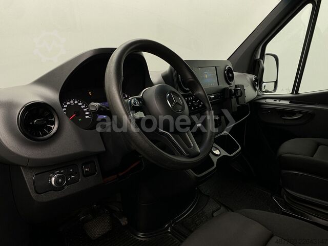 Kastenwagen hoch MERCEDES-BENZ Sprinter 516 *4x4* WERKSTATT+230V+AHK+LED (0815)