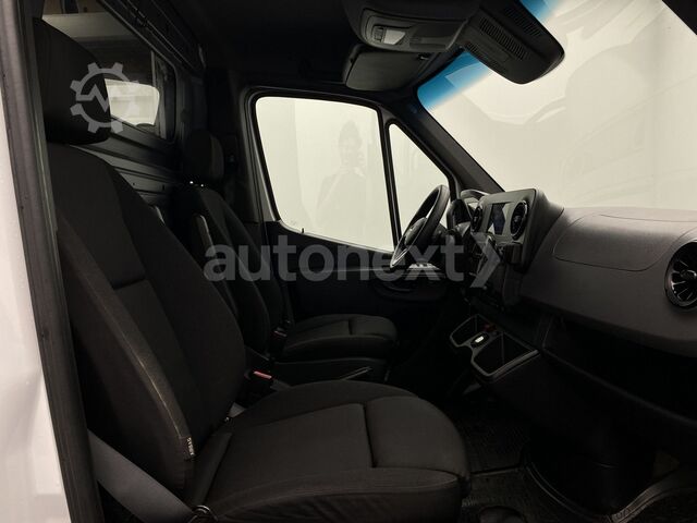 Kastenwagen hoch MERCEDES-BENZ Sprinter 516 *4x4* WERKSTATT+230V+AHK+LED (0815)