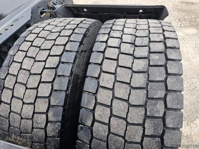 Standard tractor unit IVECO 460 S-Way CNG Zylinderkopf u.a. neu