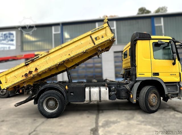 Three-sided tipper truck MERCEDES-BENZ Actros 1844 K