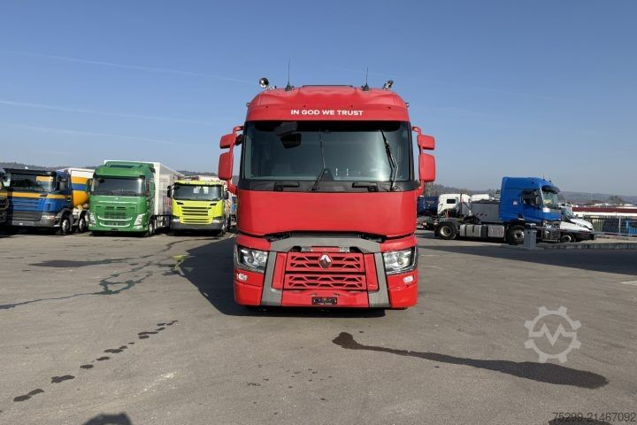 Box truck Renault Gamma T460 Koffer/HB / Swiss-Vehicle