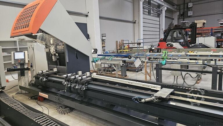 Bearbeitungszentrum Elumatec SBZ 130 Elumatec SBZ 130