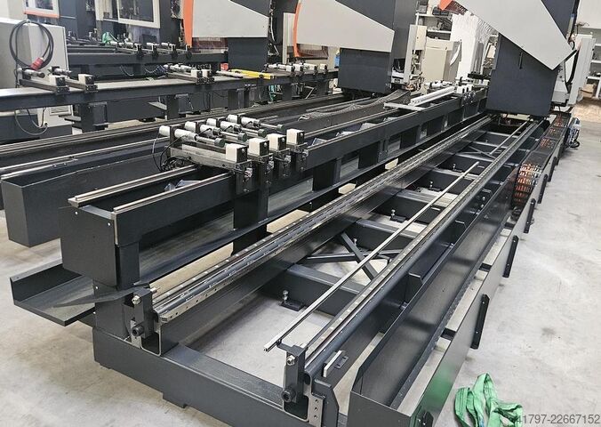 Bearbeitungszentrum Elumatec SBZ 130 Elumatec SBZ 130