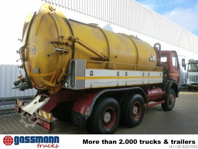 Road sweeper MORO SPA Saugaufbau ca. 14m³, Kippbar