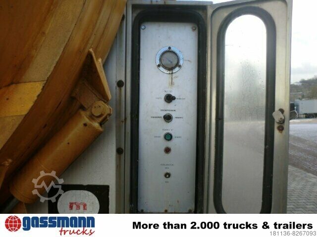 Road sweeper MORO SPA Saugaufbau ca. 14m³, Kippbar