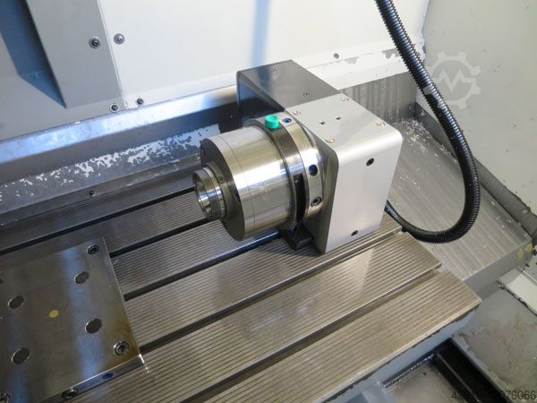 Vertical machining center DMG DMC 835V