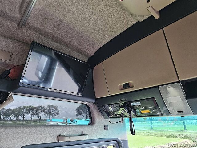 Standard-SZM MAN 18.460 TGX
