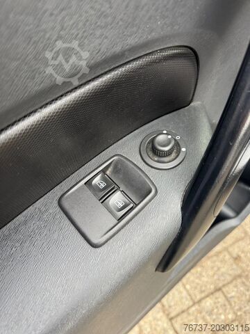 Box van Renault Kangoo **EURO 6D-AIRCO-59KW**