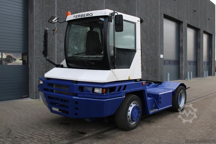 Terminal Tractor Terberg RT222