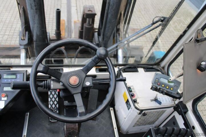 Diesel Forklift SveTruck 136120-35