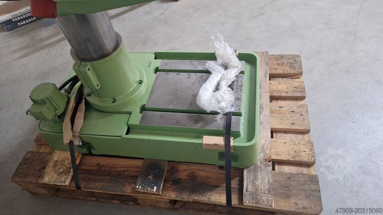 Column drilling machine Gillardon GB 40 VE - Generalüberholt