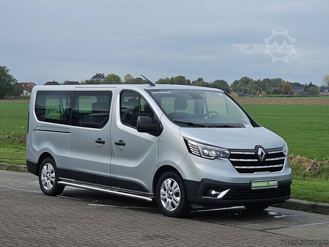 Passenger transportation RENAULT TRAFIC 2.0 DCI ac aut. 9 pers EURO6