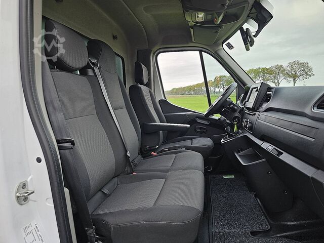 Suitcase RENAULT MASTER 2.3 Bakwagen Laadklep!