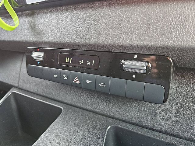 High-roof van MERCEDES-BENZ SPRINTER 317 L3H2 Maxi LED Mbux10