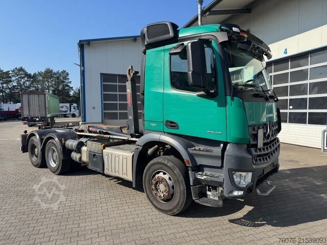 Abrollkipper MERCEDES-BENZ 2645 L 6x4 Multilift Klima