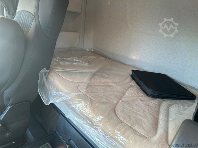 Autokran MERCEDES-BENZ 3248 Arocs Pritsche+PK48002 Kran 8x2