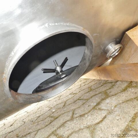 5600 liter tank made of V2A 7525