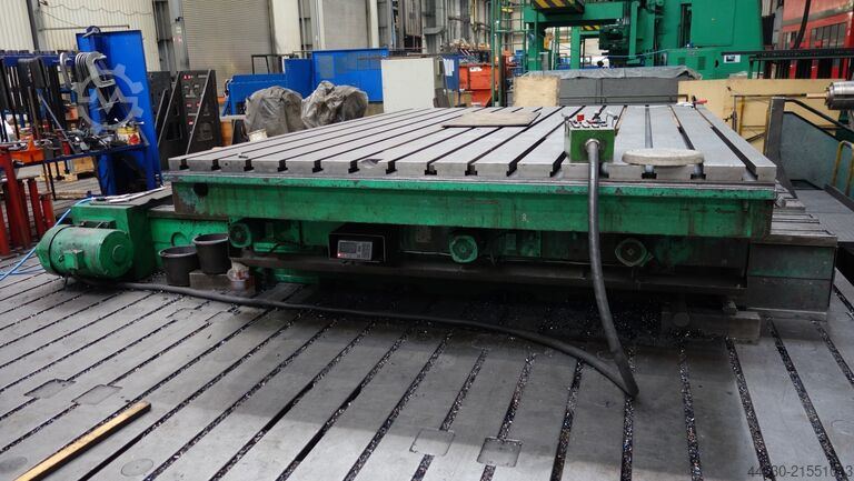 Plattenbohrwerk SKODA W 200 HC