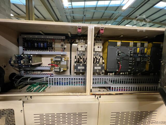 CNC lathe Muratec MT 25 MC / bar loader