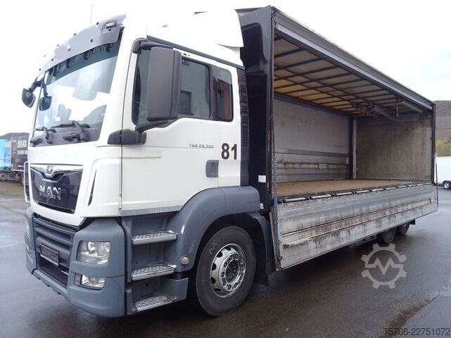 Beverage truck MAN 26.360 TGS*Schwenkwand*20 Pal*Lift/Lenk*2,5t LBW
