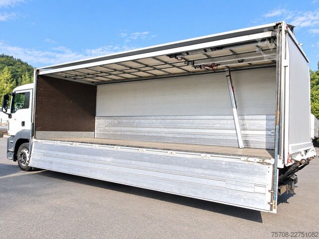 Beverage truck MAN 26.420 TGS*7,3m Schwenkwand*LBW*2x AHK*Lift/Lenk