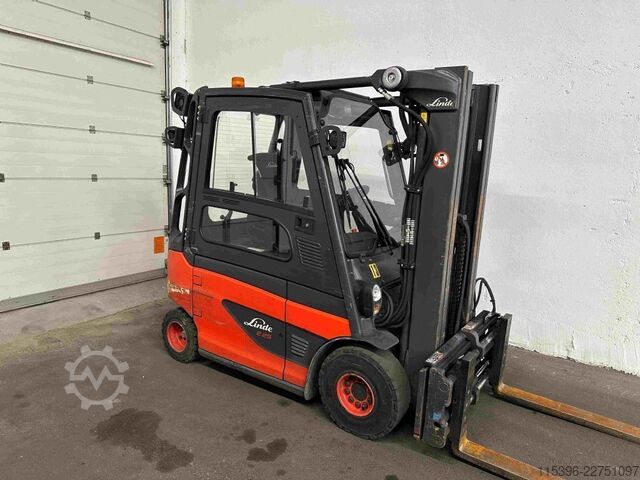 Electric 4-wheel forklift Linde E 25-01 - TRIPLEX 4,5 m