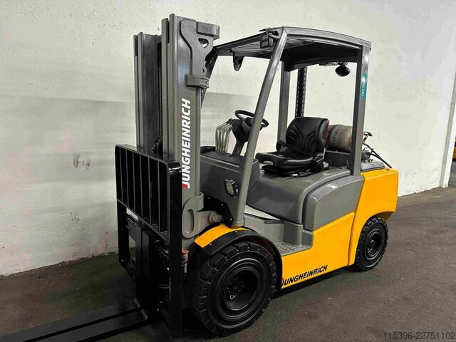 LPG Forklifts Jungheinrich TFG 430 - TRIPLEX 4,4 m