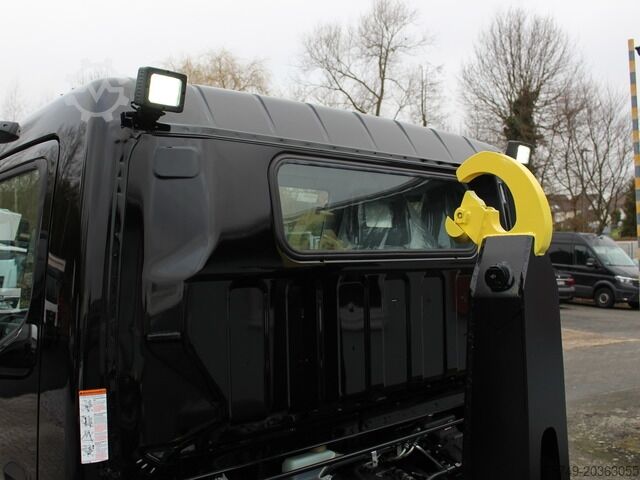 Abrollkipper Fuso Canter FUSO 9C18  City Abrollkipper Hooklift Black Edition