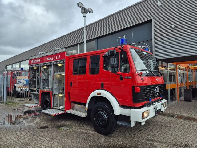 Fire truck Mercedes-Benz SK 1224 4x4 FIRETRUCK/ FEUERWEHR/ 2400L TANK/ E...