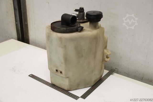 Servo reservoir hydraulic reservoir unbekannt 310/270/H370 mm