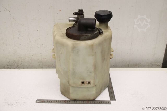 Servo reservoir hydraulic reservoir unbekannt 310/270/H370 mm