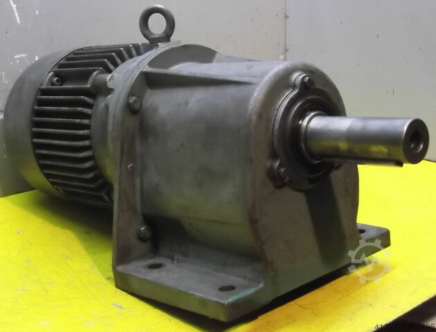 Gear motor 0.55 kW 16 rpm Bauer D183/116