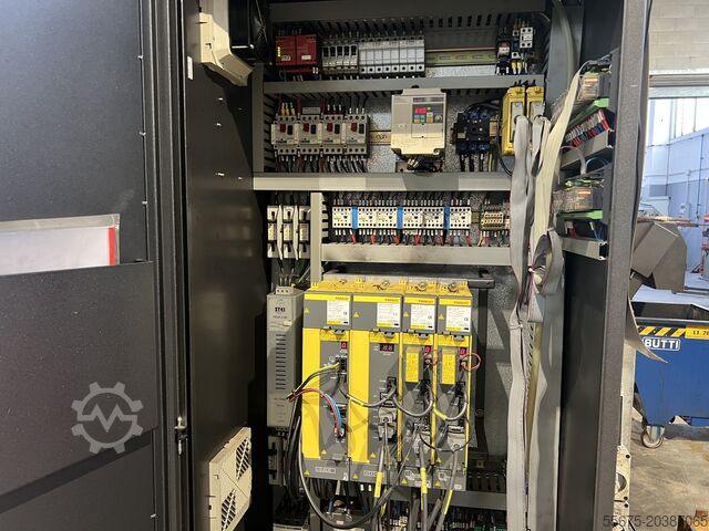 Pendelfähiges vertikales Bearbeitungszentrum EIKON MV2