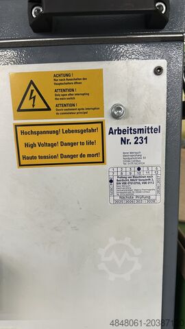 Siebdruckmaschine mit UV-Trocknung SVECIA SSJD1300X3