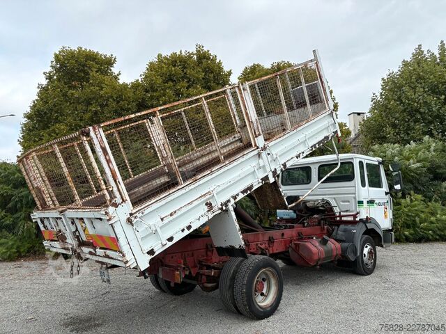 Tipper truck RENAULT Midliner S150