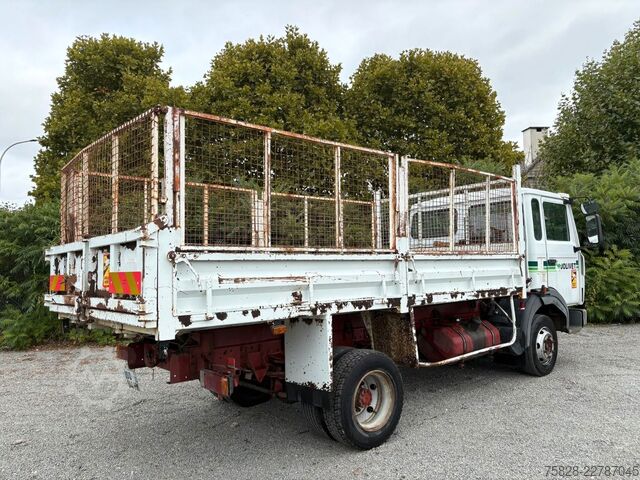 Tipper truck RENAULT Midliner S150