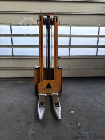 Pallet Stackers OM CT13
