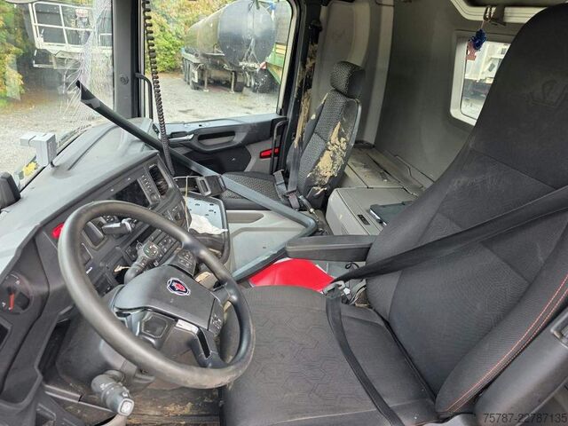 Standard tractor unit SCANIA G 460 XT 4x4 Unfall, 2 Kreishydraulik,Retarder