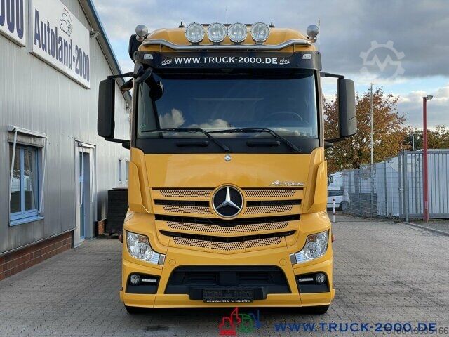 Tanker truck Mercedes-Benz Actros 2545 Silo 31m³ Getreide Staub Rieselgüter