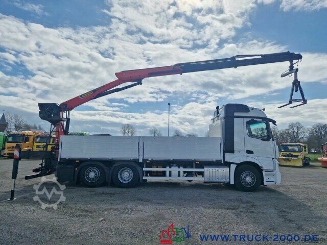 LKW mit Pritsche (offen) Mercedes-Benz Actros 2548 6x2 Kran PK20501 bei 11m/1,64 Tonnen