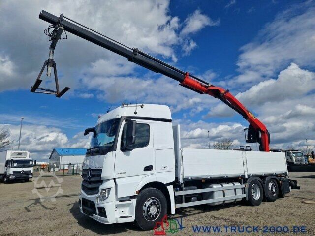 LKW mit Pritsche (offen) Mercedes-Benz Actros 2548 6x2 Kran PK20501 bei 11m/1,64 Tonnen