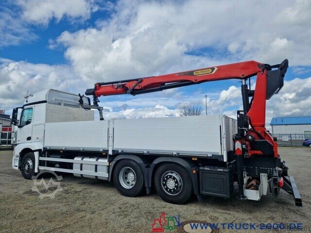 LKW mit Pritsche (offen) Mercedes-Benz Actros 2548 6x2 Kran PK20501 bei 11m/1,64 Tonnen