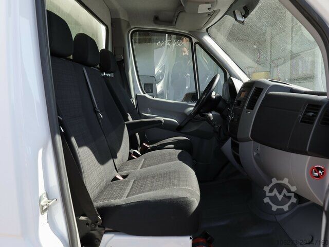 Curtain sider van Mercedes-Benz Sprinter 316CDI Pritsche,Allrad,Klima