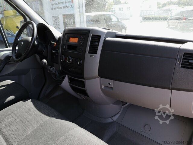 Curtain sider van Mercedes-Benz Sprinter 316CDI Pritsche,Allrad,Klima