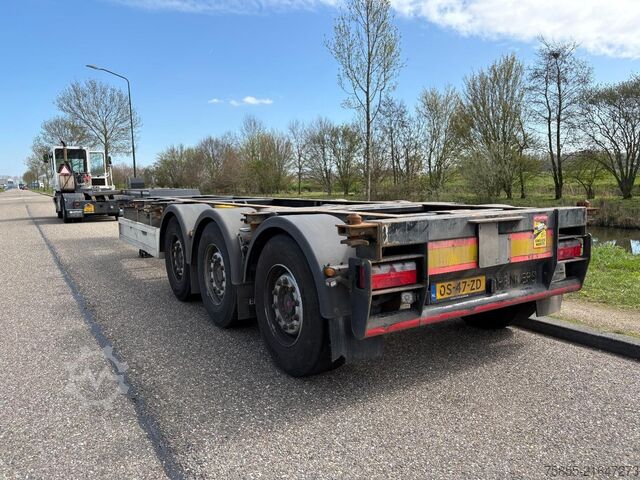 Containertransport Reistreyler 3AFCRT08 Multichassis / Extendable / SAF Axles ...