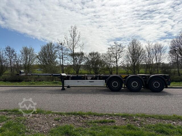 Containertransport Reistreyler 3AFCRT08 Multichassis / Extendable / SAF Axles ...